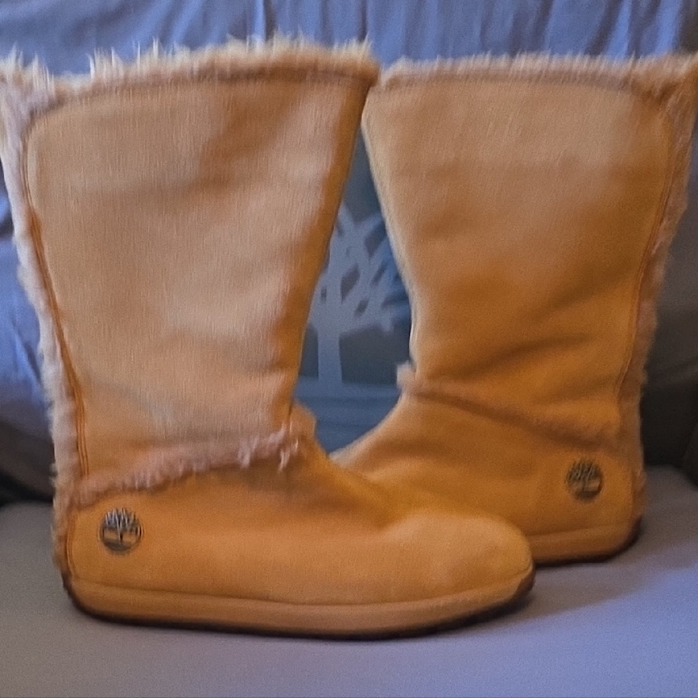 Timberland Light Brown Fur-Lined Boots